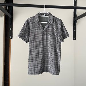 Urban Outfitters Houndstooth Pattern Polo. Men’s size M.